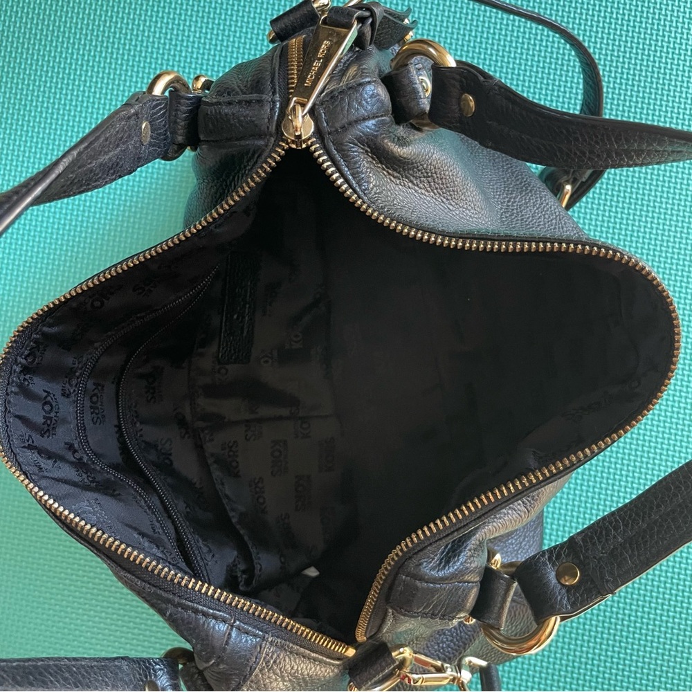 Michael Kors Black Stockard Medium Convertible Shoulder Bag - Picture 9 of 10